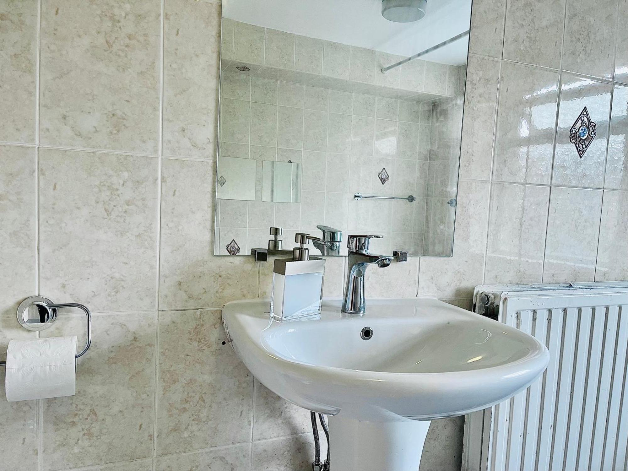 2 Bedroom Flat In Central ロンドン エクステリア 写真
